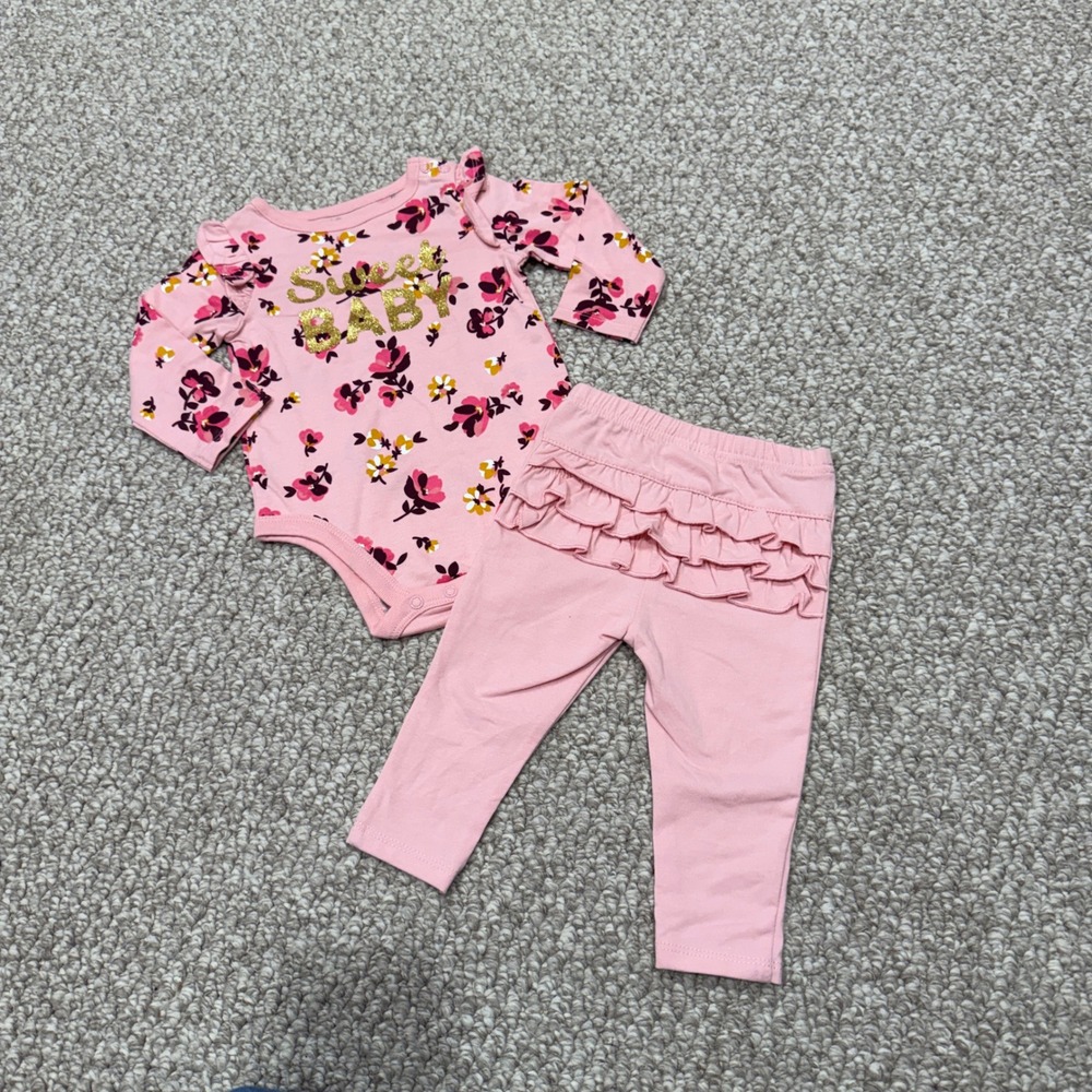 Garanimals Baby Girl Sweet Baby Long Sleeve Bodysuit Pants Set Size 6-9 Months‎
